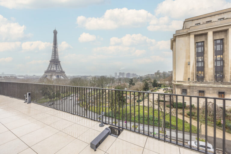 Le Rooftop du Palais